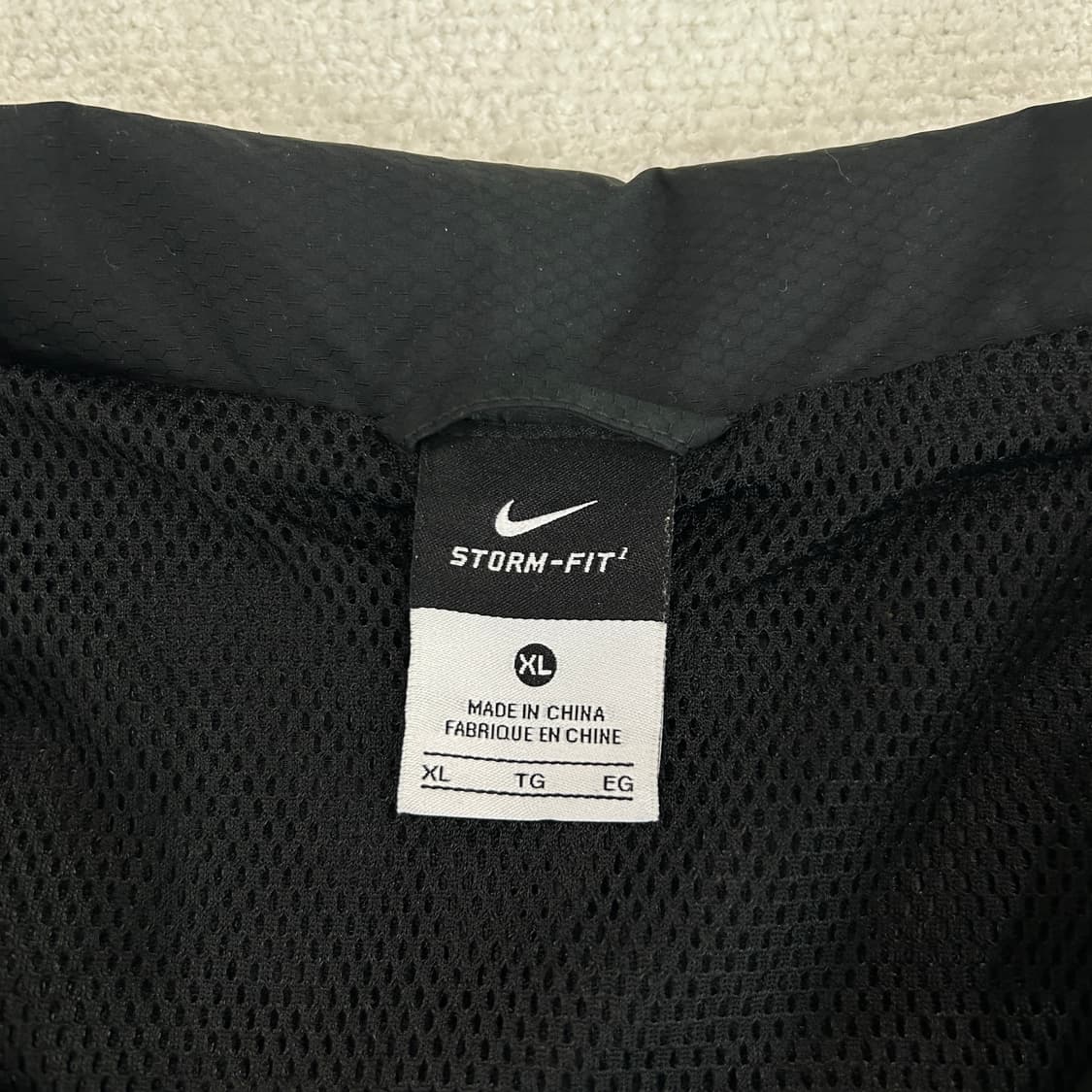 나이키 블랙 바람막이  상품이미지2