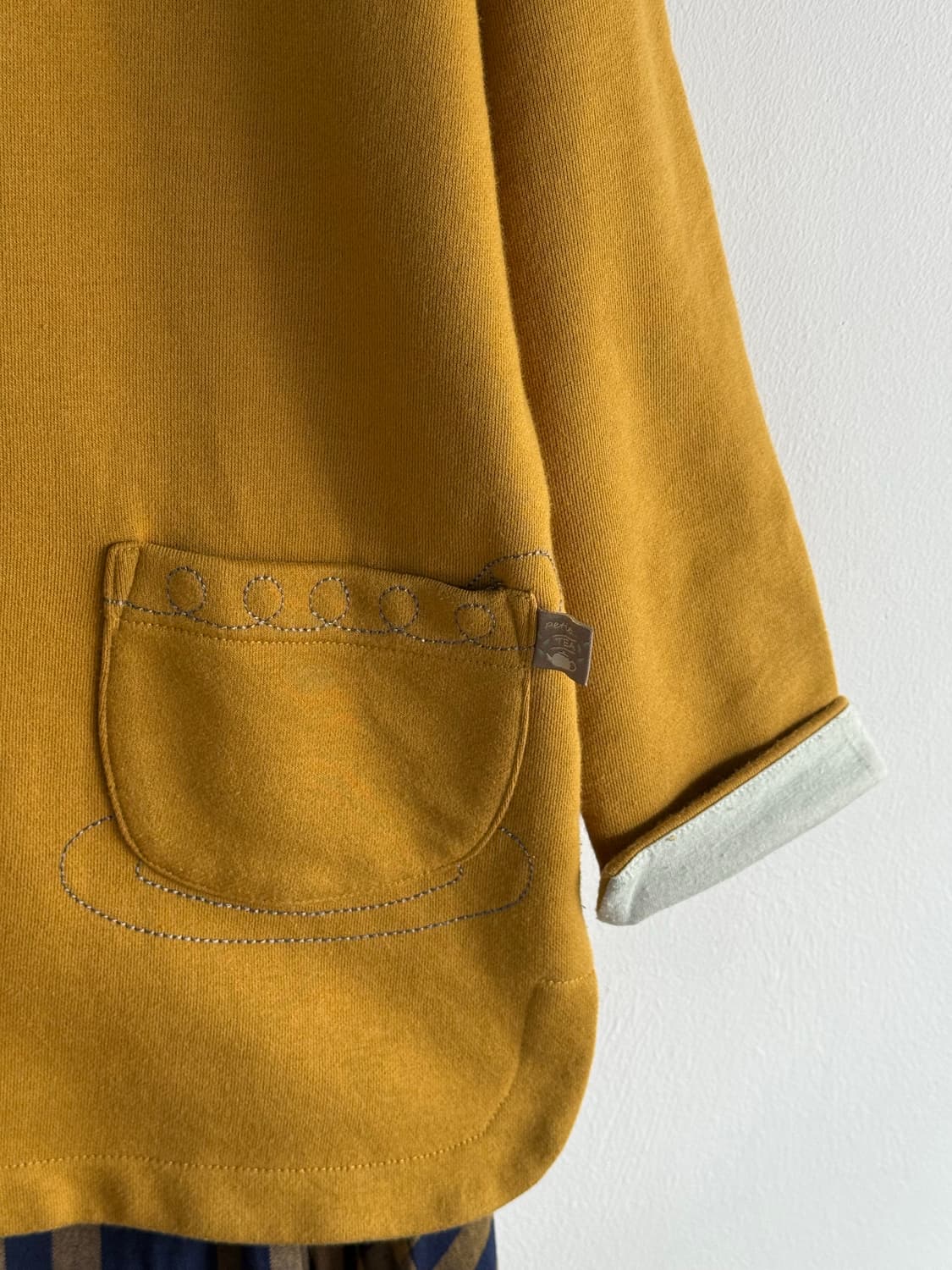 컵 자수 기모 맨투맨💛 상품이미지4