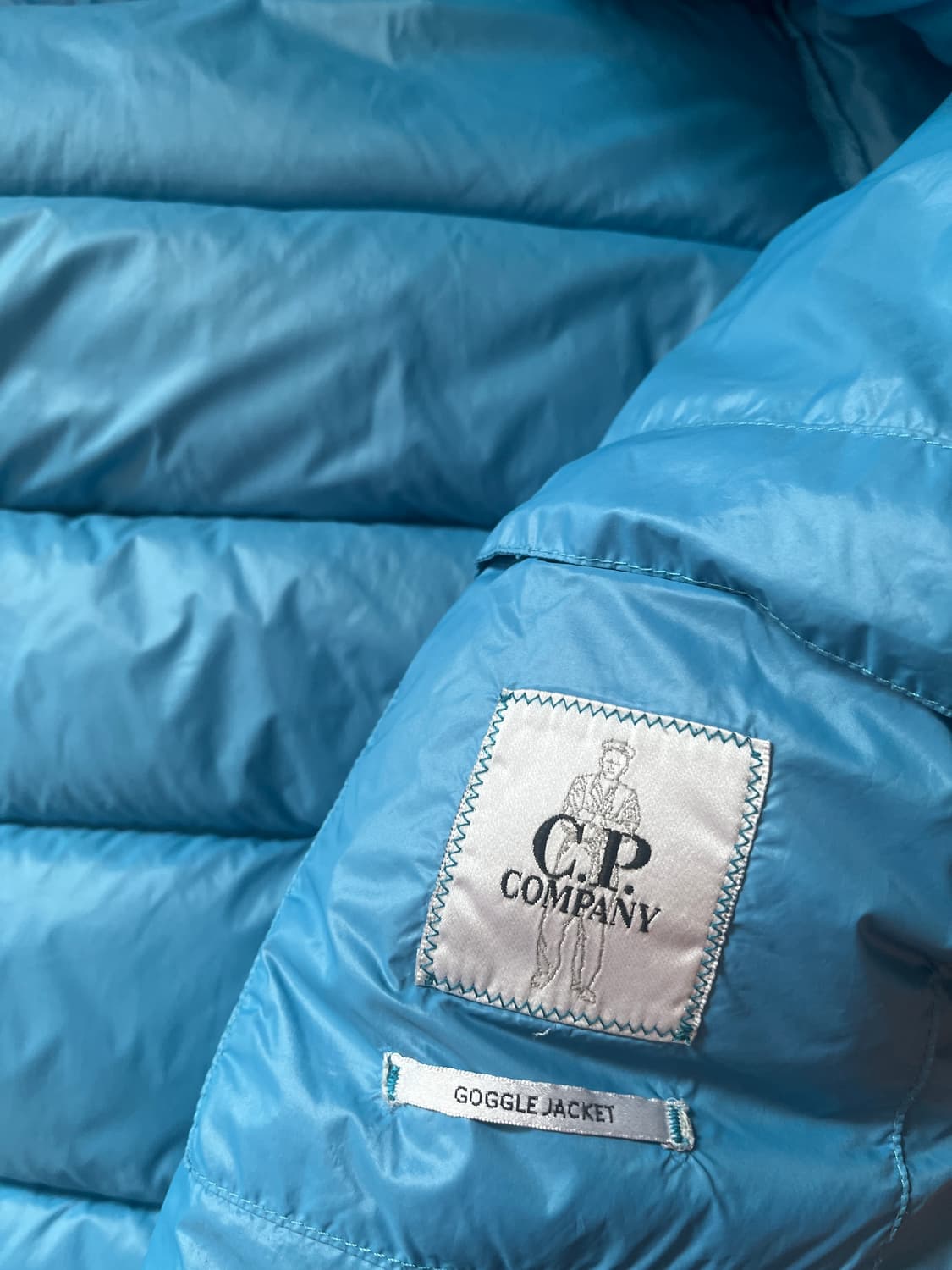 cp컴퍼니 dd쉘 고글패딩 상품이미지5