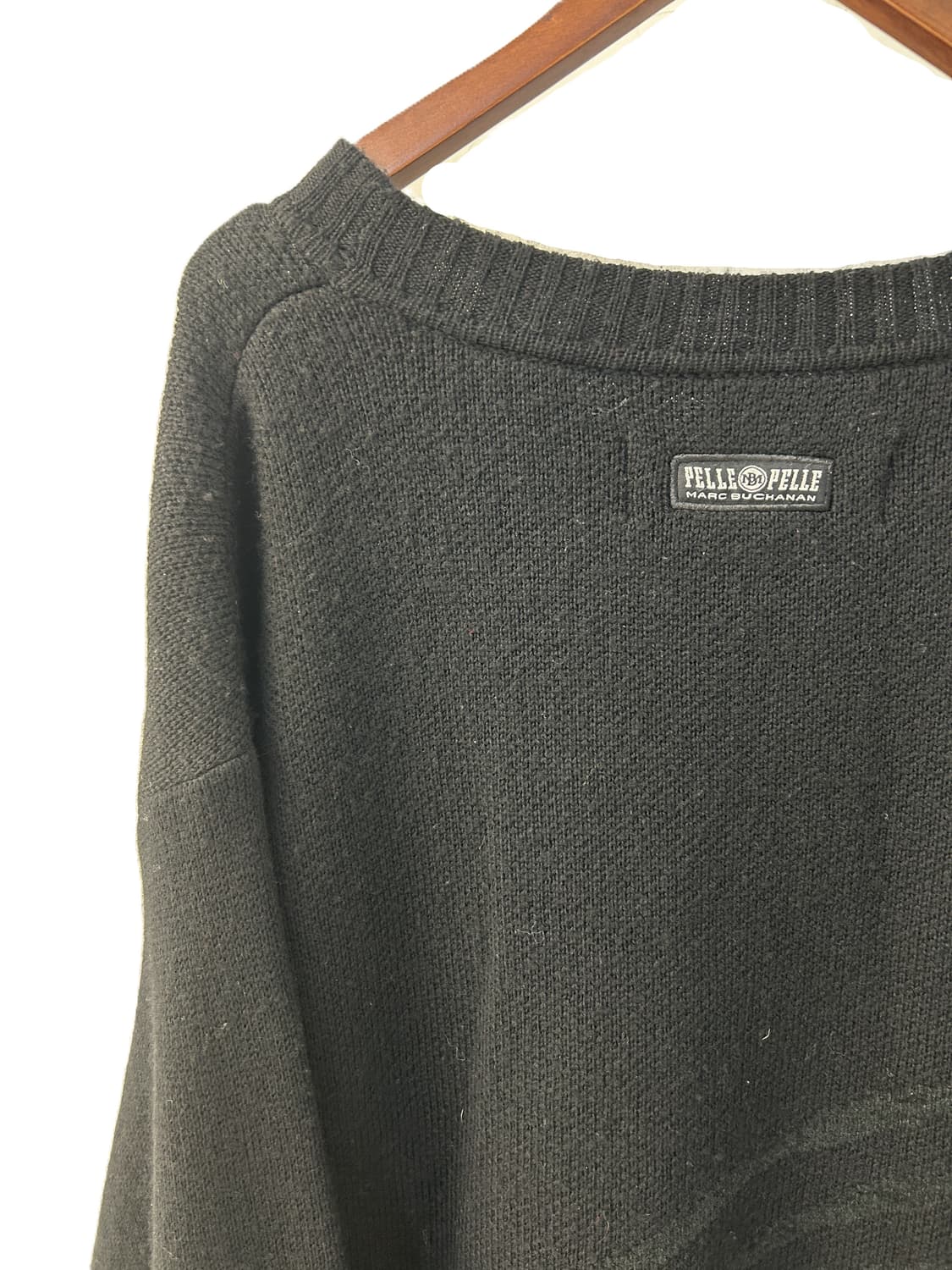 펠레 펠레 블랙 라이언 자수 니트 상품이미지4