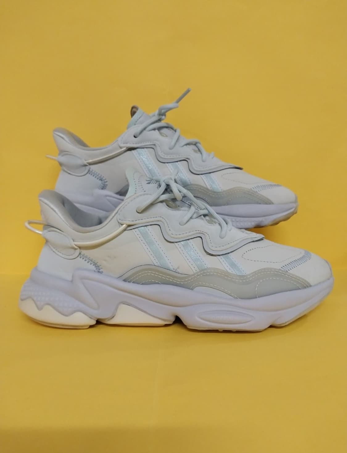 여성 아디다스 오즈위고 블루 런닝화,운동화 (250) 상품이미지3