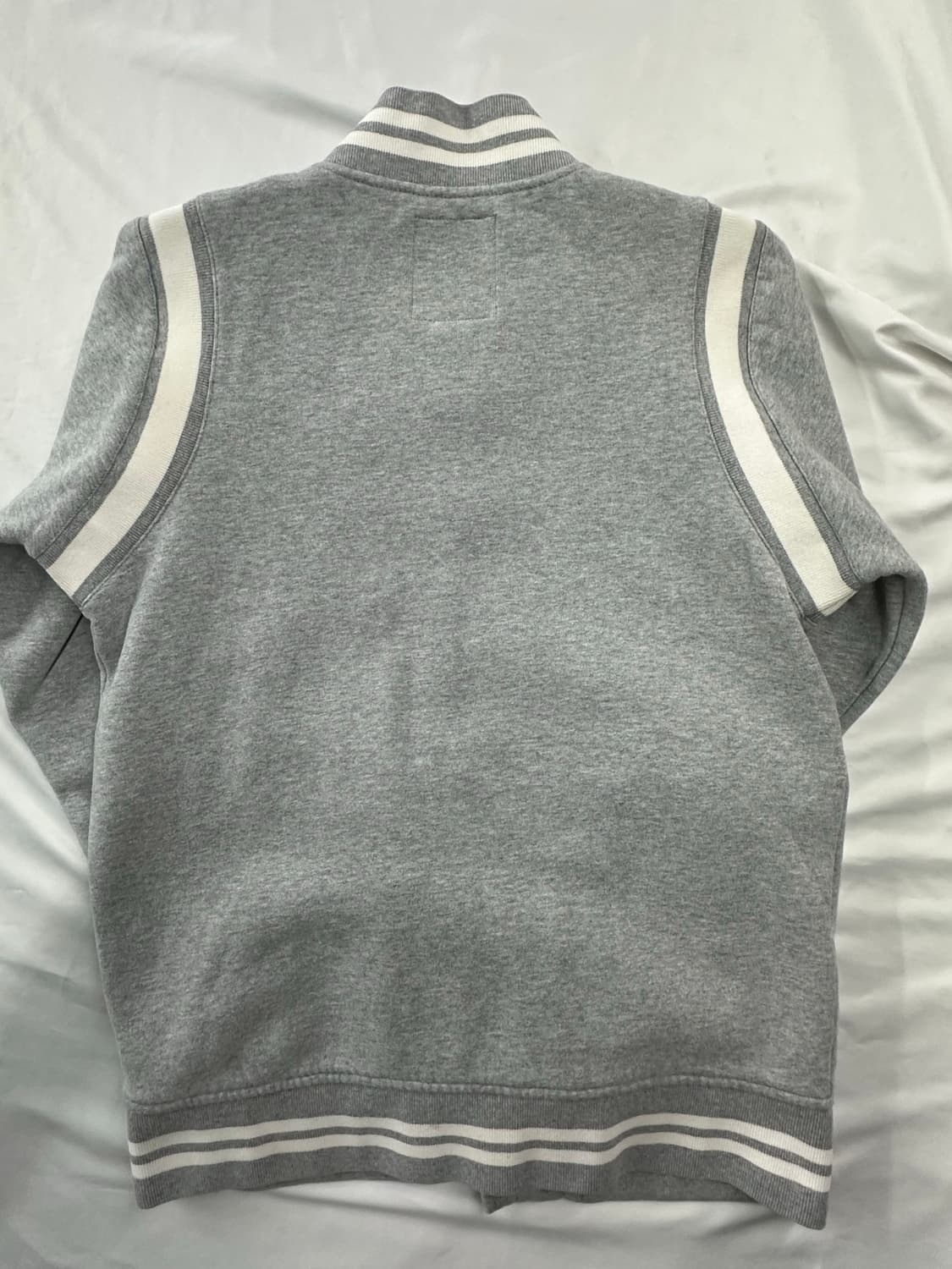 스투시 바시티 자켓 상품이미지2