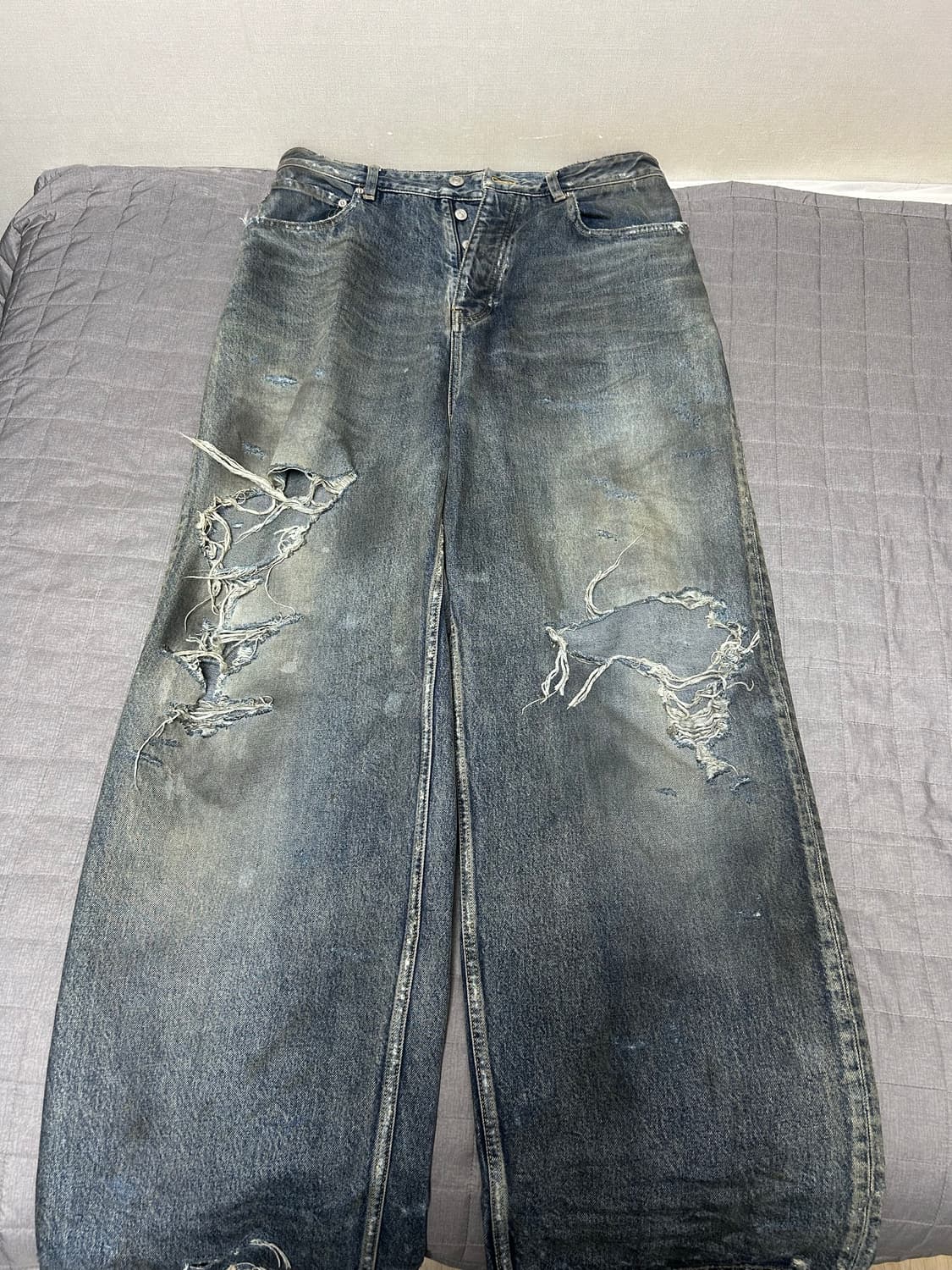 [S] 발렌시아가 썸머 디스트로이드 배기 데님 팬츠 상품이미지1