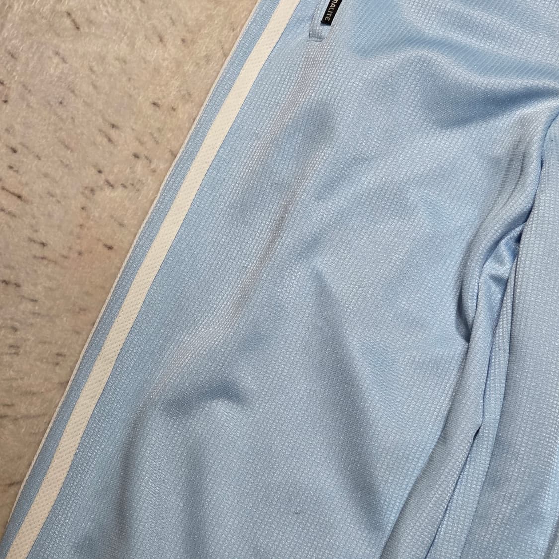 재팬 아디다스 하늘색 트랙팬츠 상품이미지4