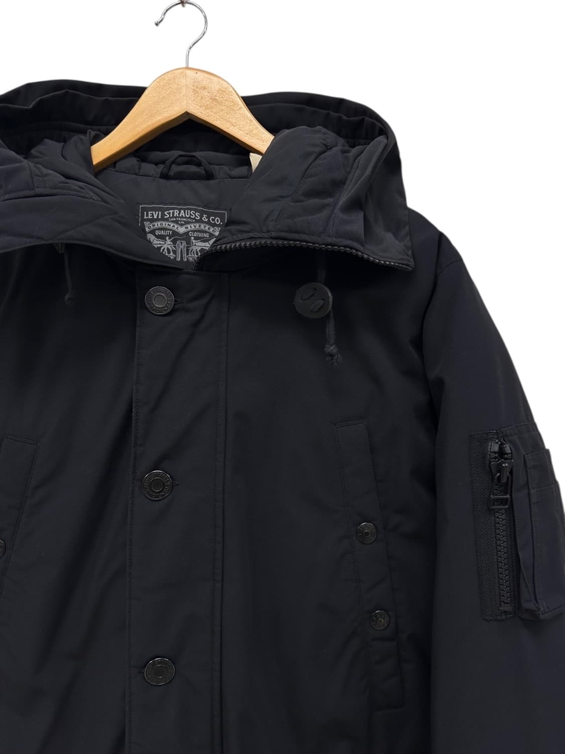 리바이스 덕다운 카라코람 패딩 블랙 (L) 상품이미지2