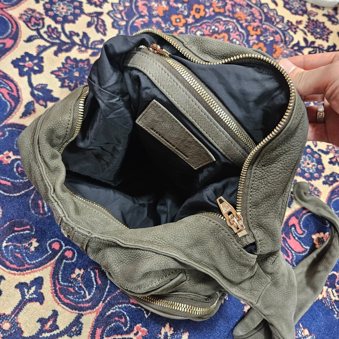 알렉산더왕 도나 빈티지 카키 호보백 + 크로스백 Free 상품이미지8