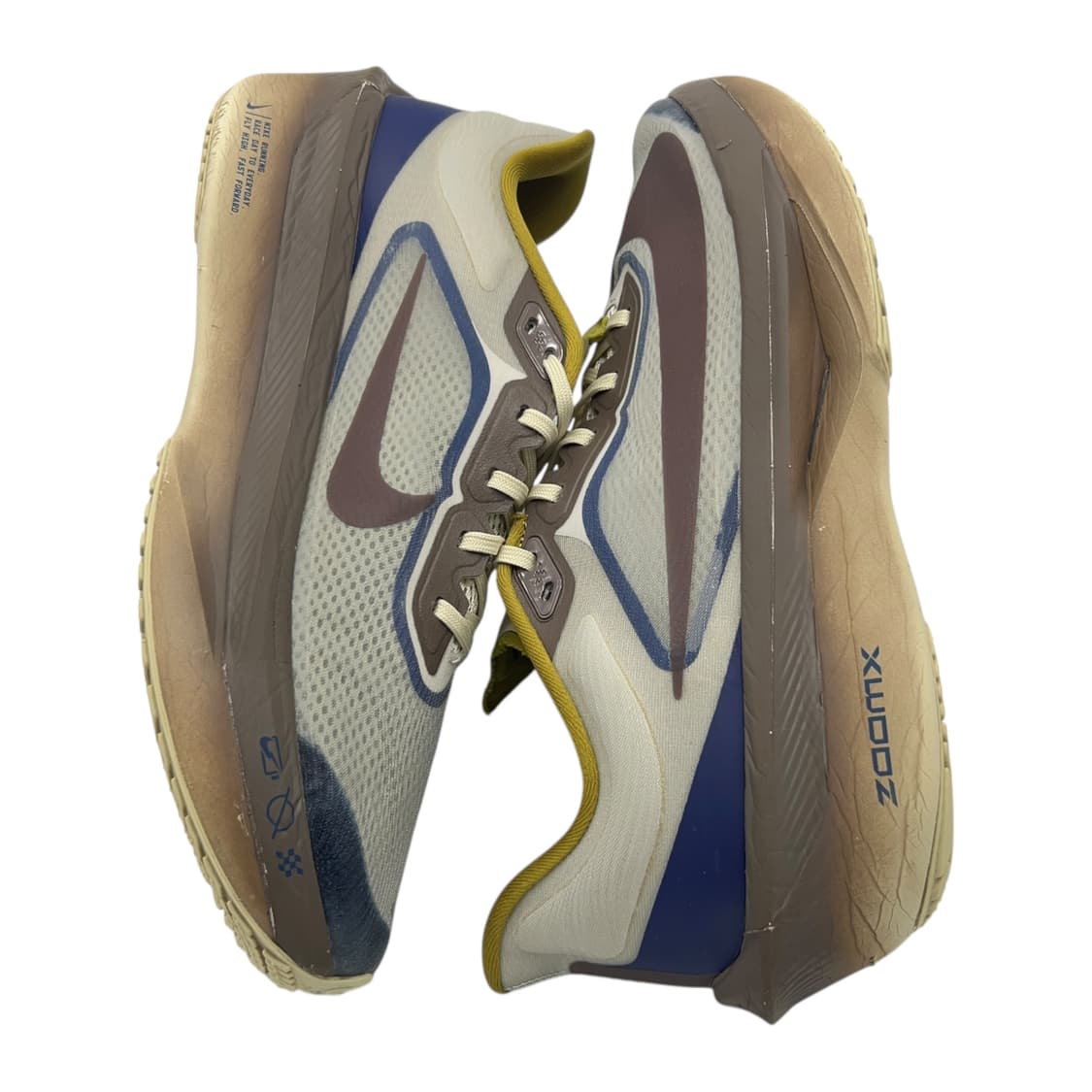 290 나이키 줌 플라이6 프리미엄 라이트 본 케이브 스톤 상품이미지3