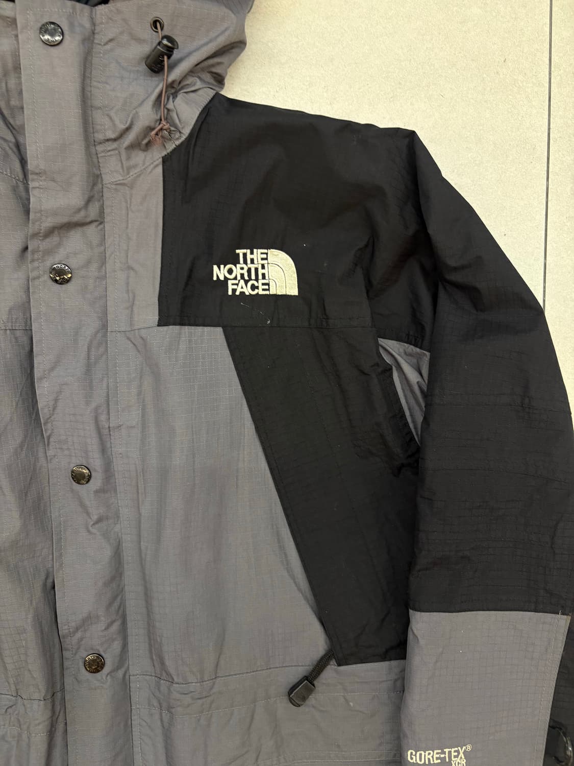 노스페이스 서밋시리즈 고어텍스 마운틴 자켓 상품이미지5