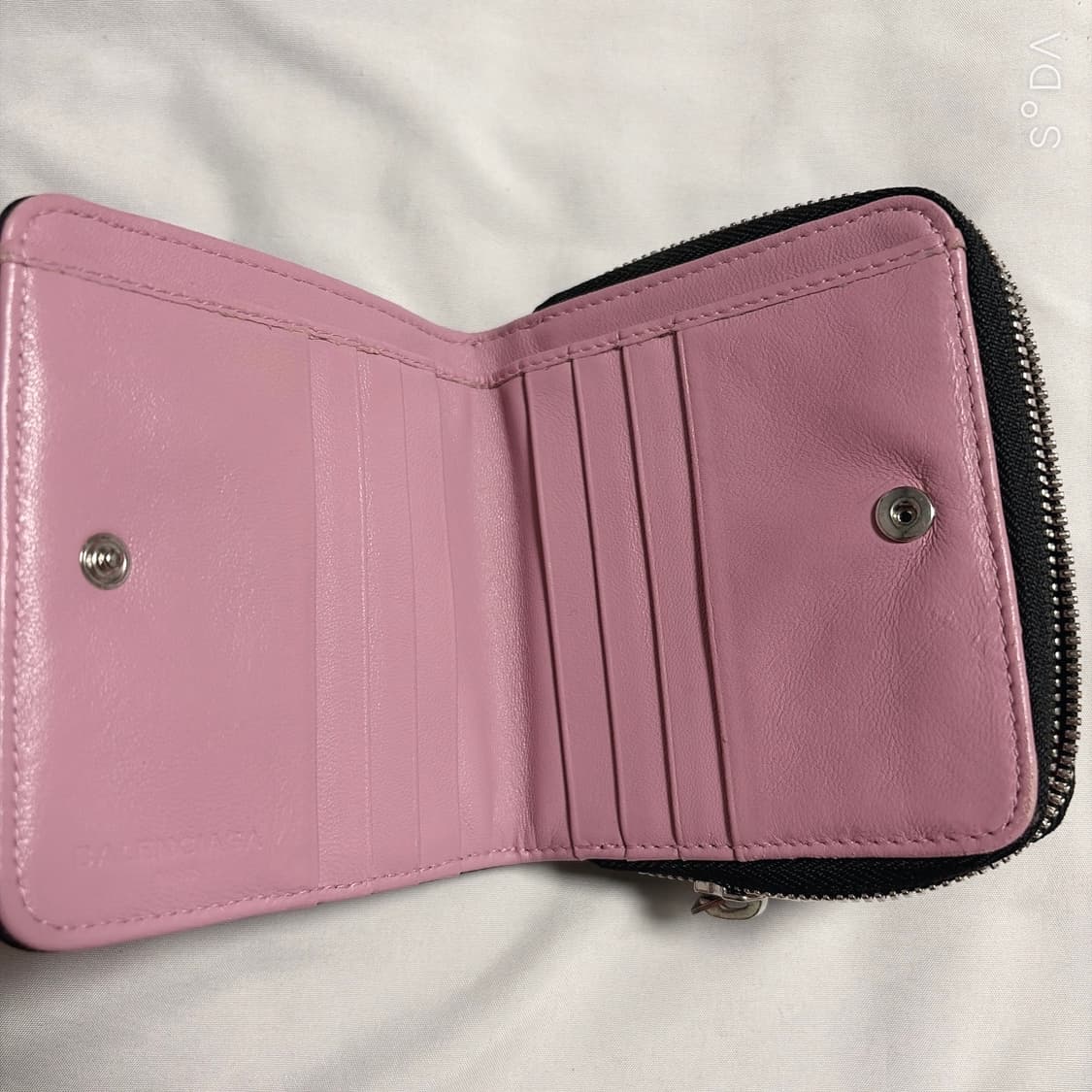 발렌시아가 스프레이 이펙트 반지갑 상품이미지4