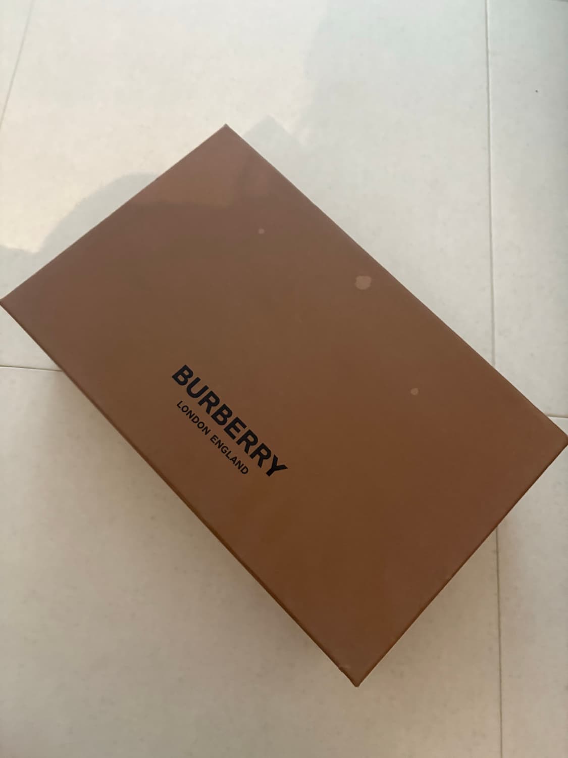 버버리 스니커즈 검은색 상품이미지1