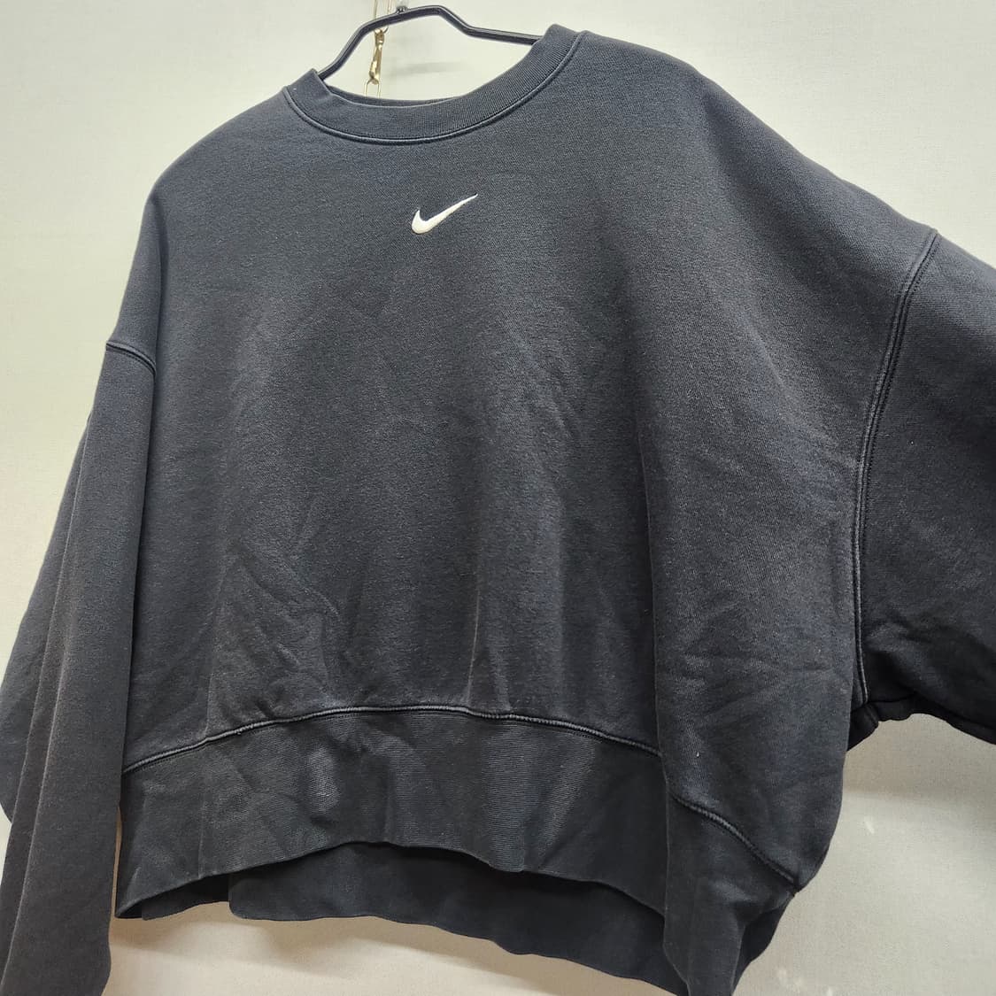 나이키 스우시로고 크롭 오버핏 맨투맨 M(2XL) 상품이미지2