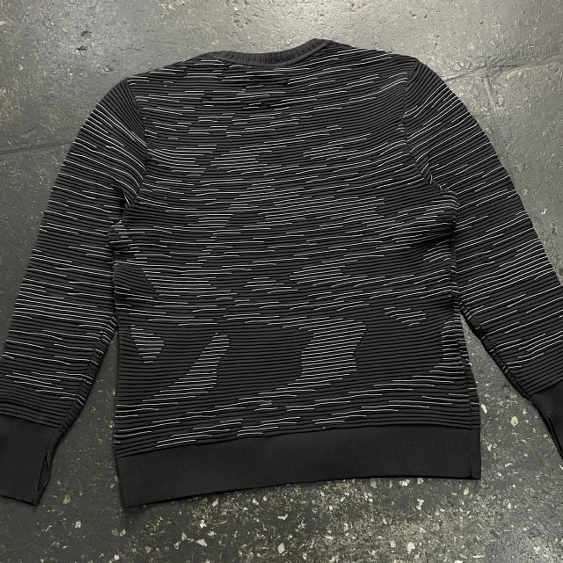 100 언더아머 인텔리니트 팬텀 니트 상품이미지5