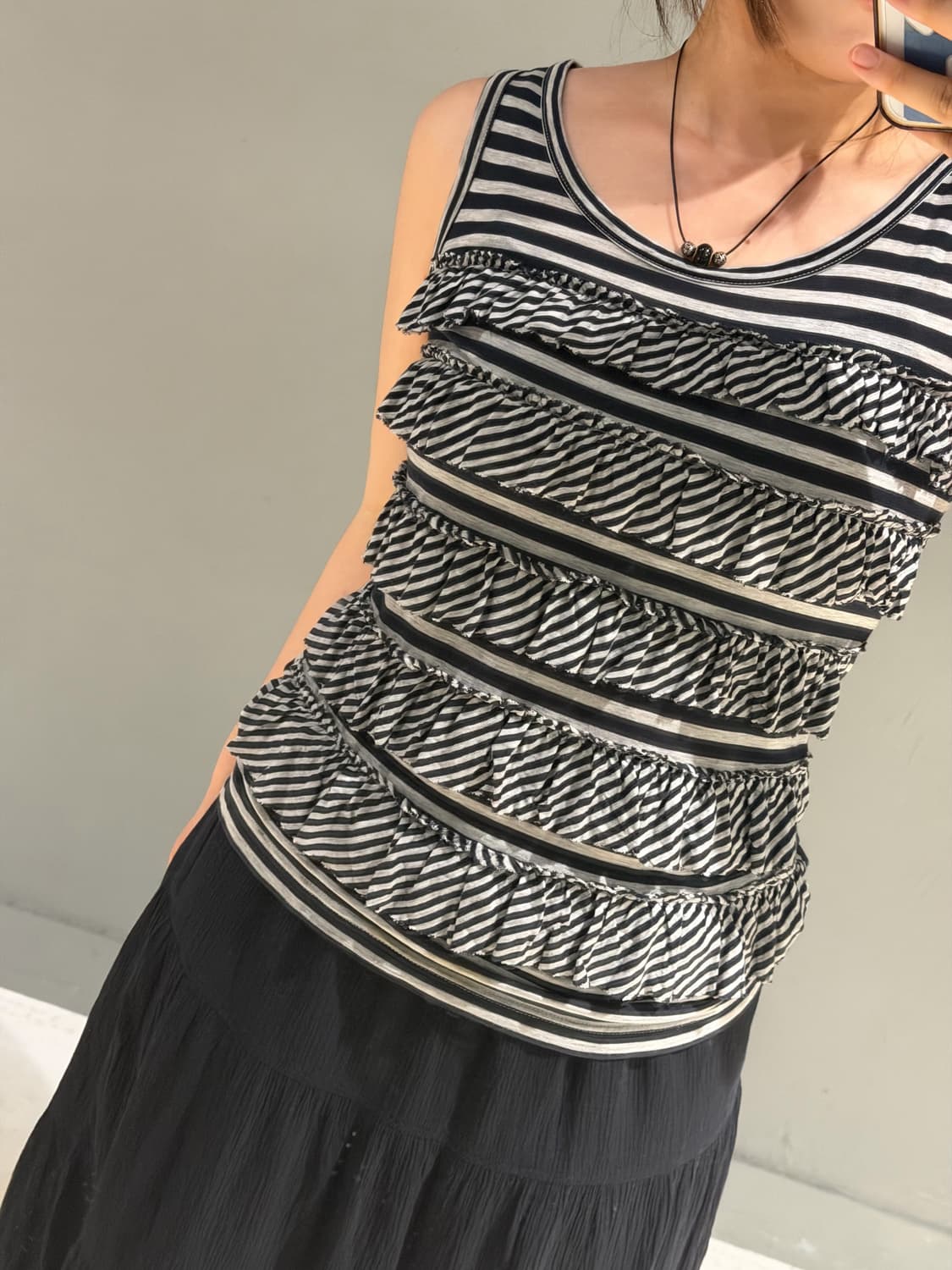 stripe pattern frill detail sleeveless  상품이미지3