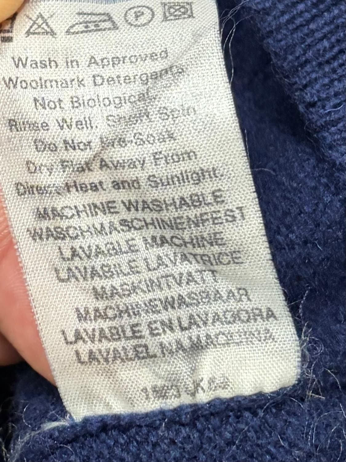 버버리 골프 네이비 V넥 니트 XXL 상품이미지9