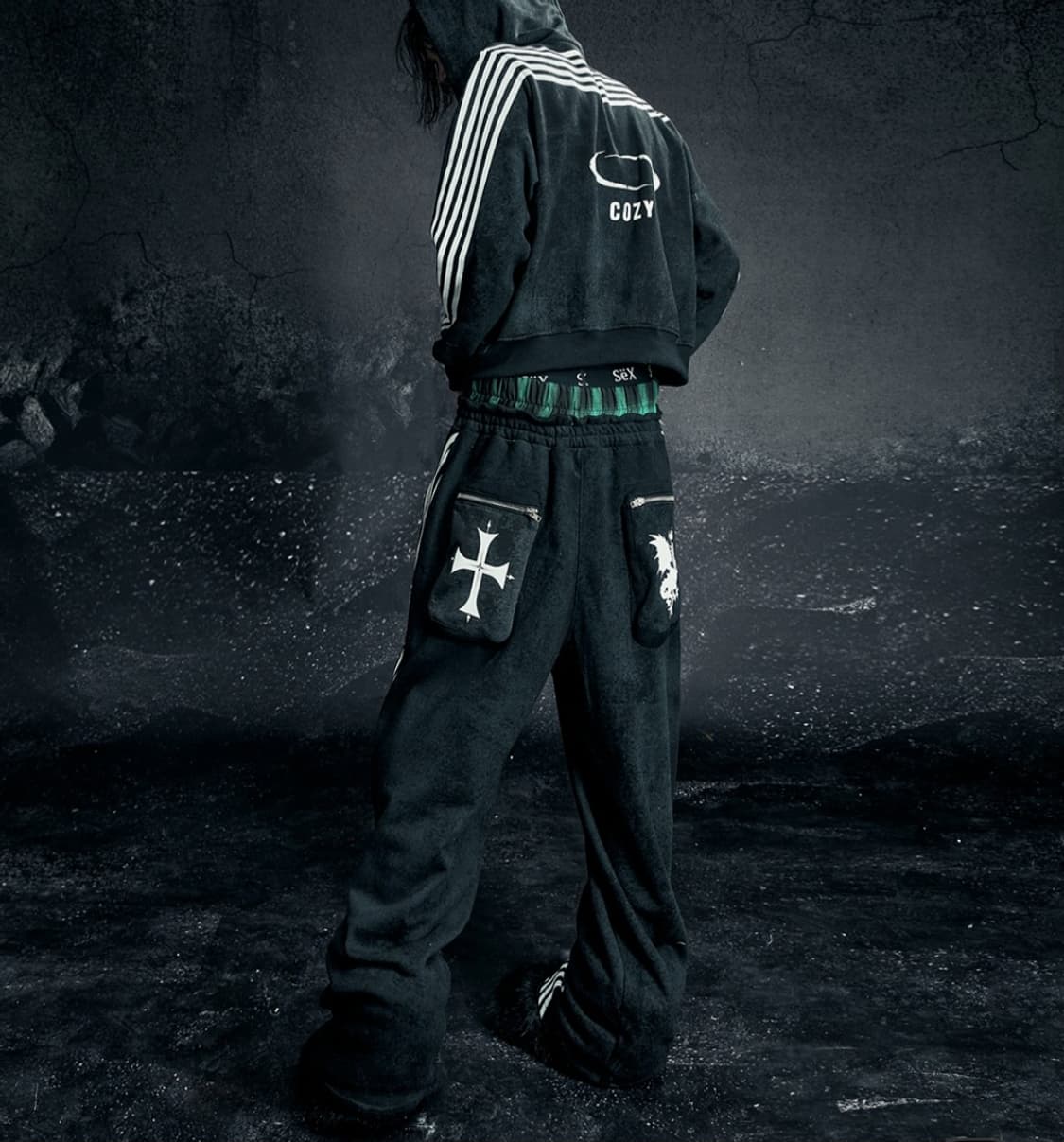 Royal knight Club Waxed trackpants 상품이미지2