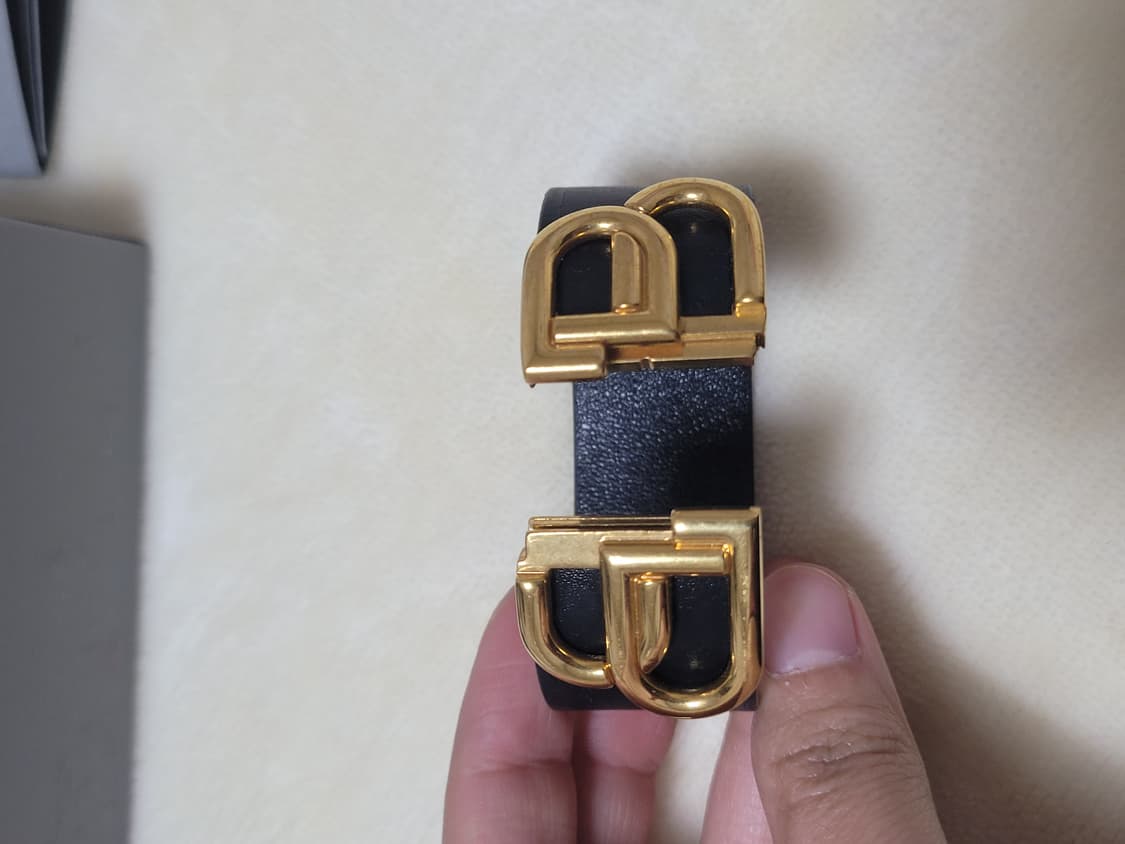 발렌시아가 BB 레더 브레이슬릿 골드 블랙 상품이미지3