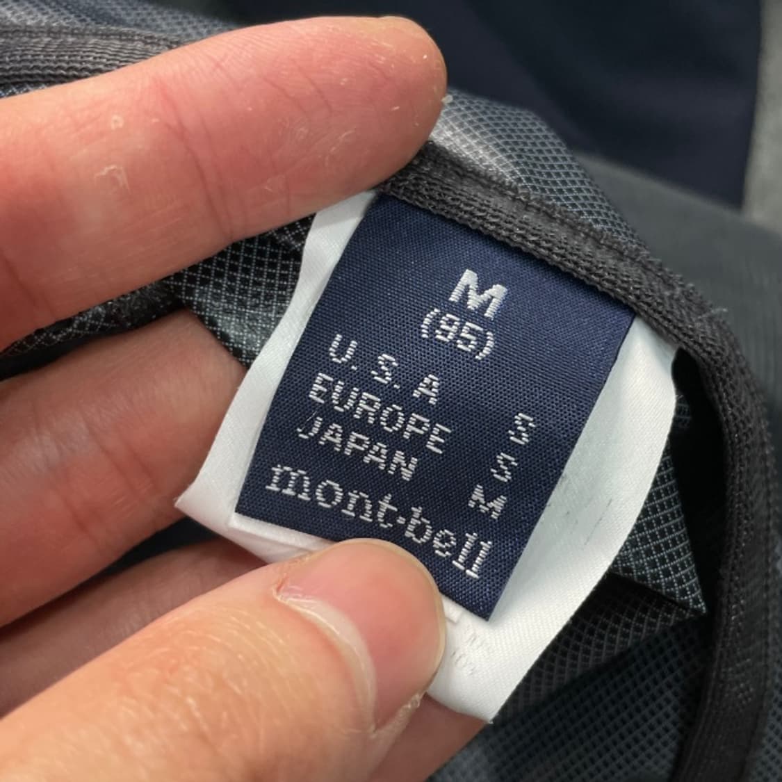 100 몽벨 바람막이  상품이미지3