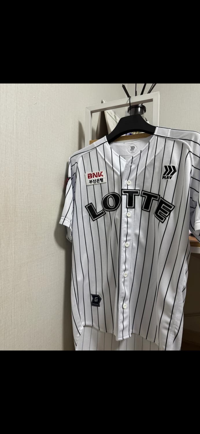 롯데 자이언츠 프로페셔널 유니폼 팝니다. 상품이미지1