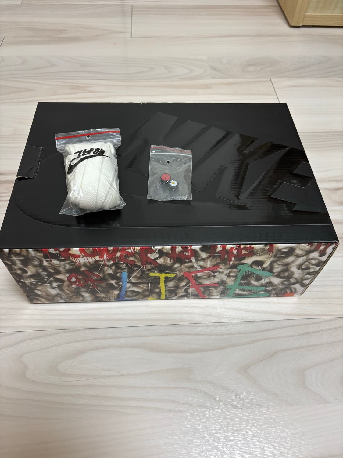 나이키 x 피스마이너스원 에어포스 1 로우 파라노이즈 2.0 상품이미지9