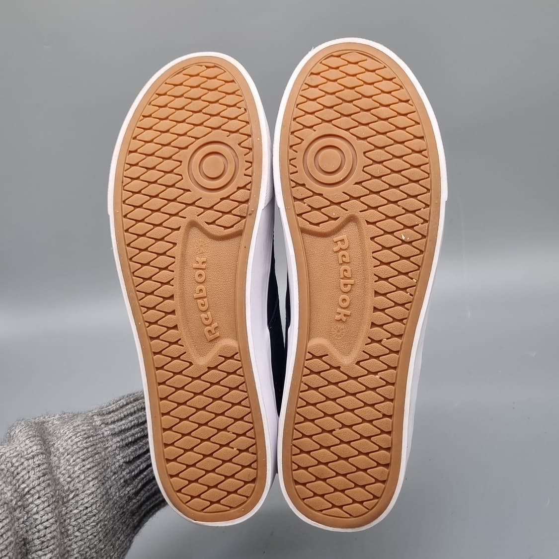 리복 클럽 c 코스트 남성스니커즈270  상품이미지3