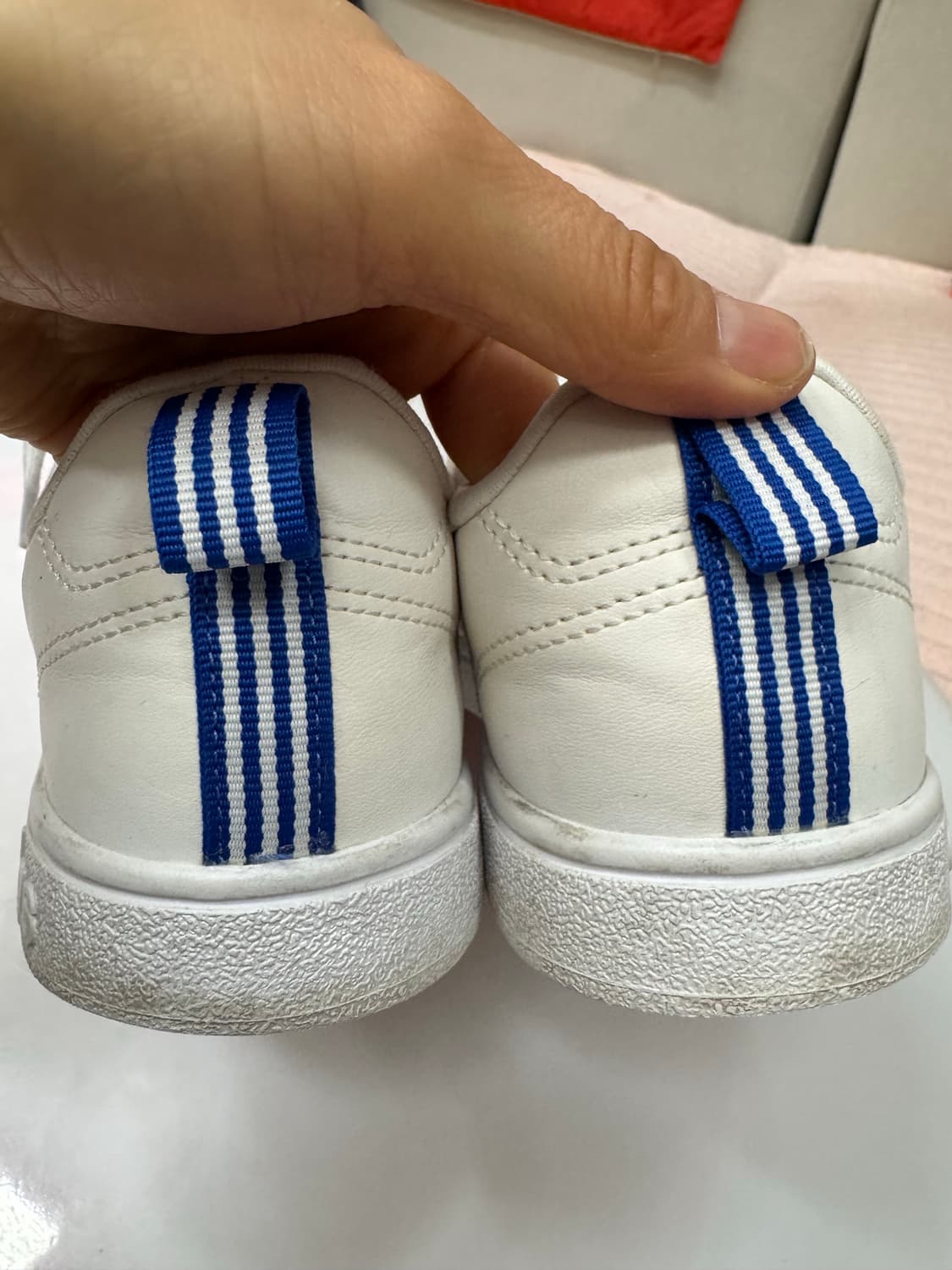 adidas 아디다스 삼선 스니커즈 (화이트,블루,레드) 상품이미지7