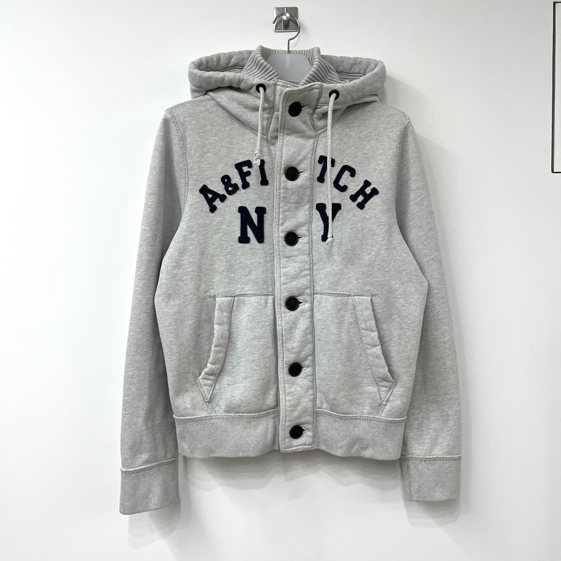 아베크롬비 자수로고 버튼업 멜란지그레이 후드집업 상품이미지2