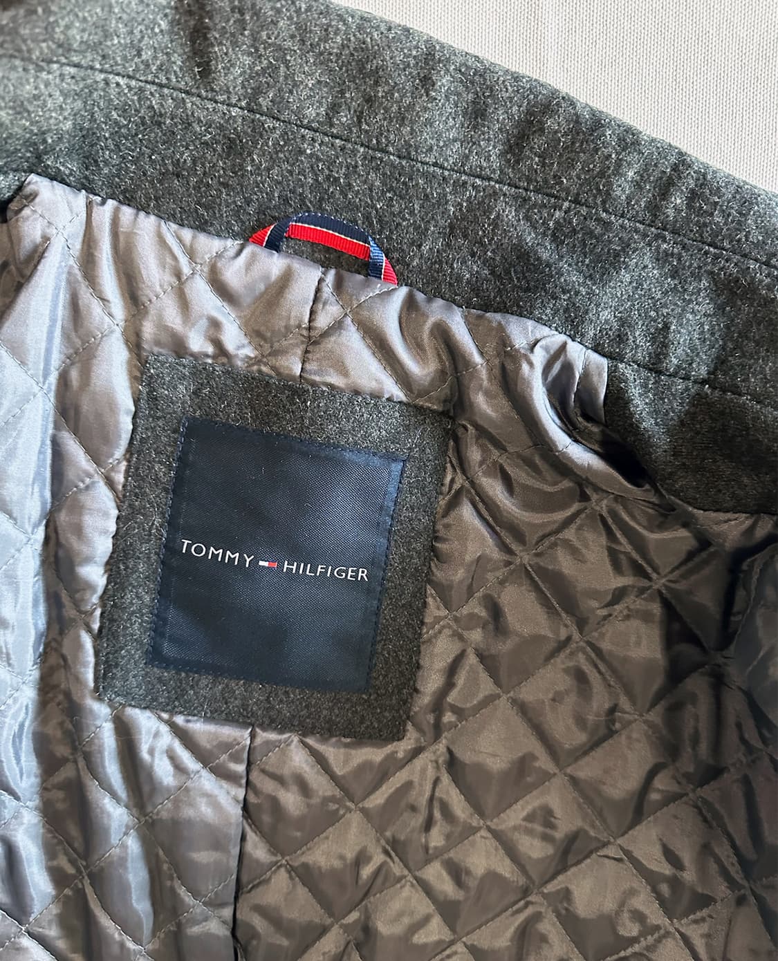 TOMMY HILFIGER high neck quilted coat 상품이미지9