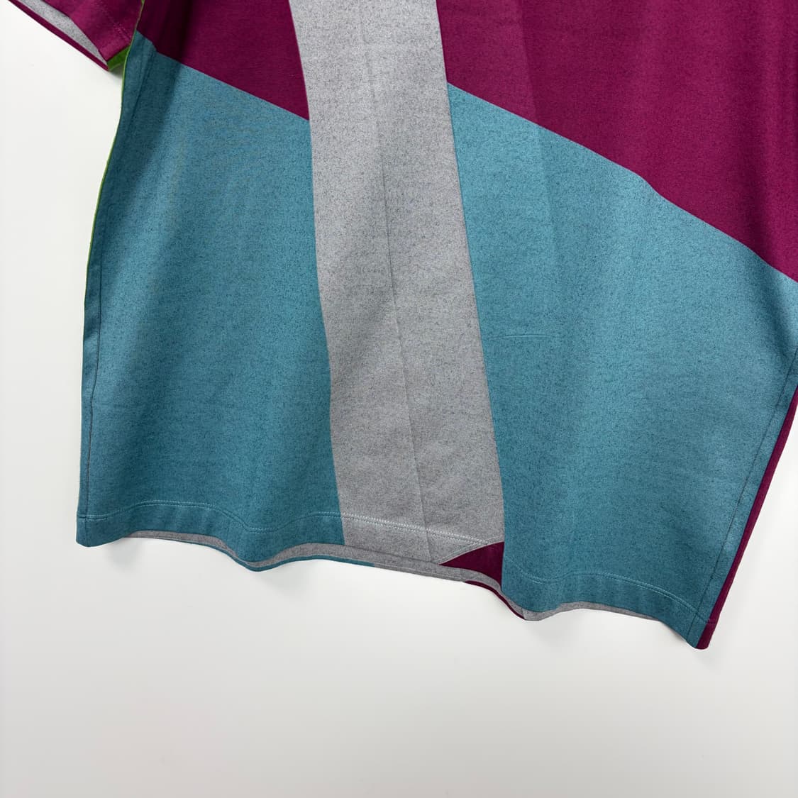 이세이미야케 맨 패턴 반팔 티셔츠 상품이미지5