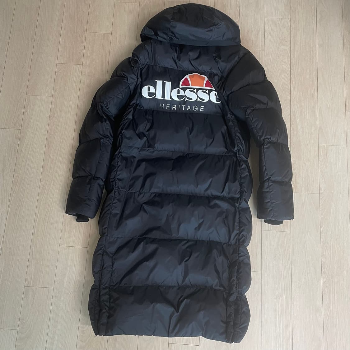 Ellesse EJ4UHJP215 블랙 롱패딩 상품이미지2