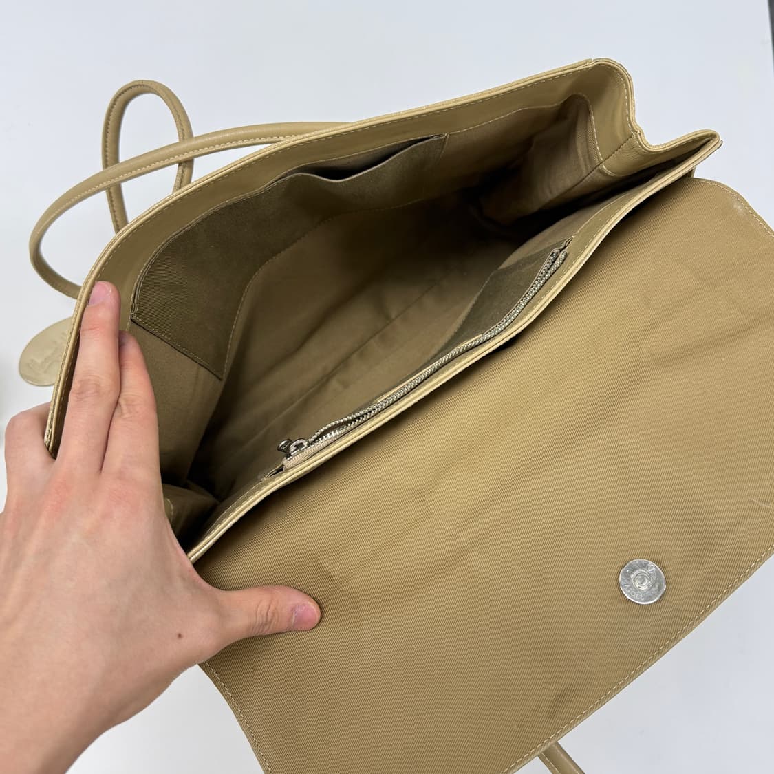 Margaret Howell leather flap bag 상품이미지10