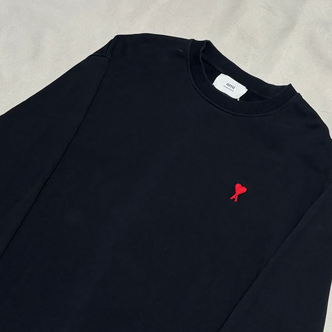 XL Ami 블랙 맨투맨 상품이미지1