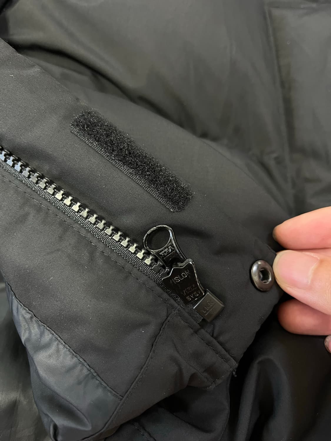 노스페이스 올블랙 티볼에어 패딩 100 상품이미지9