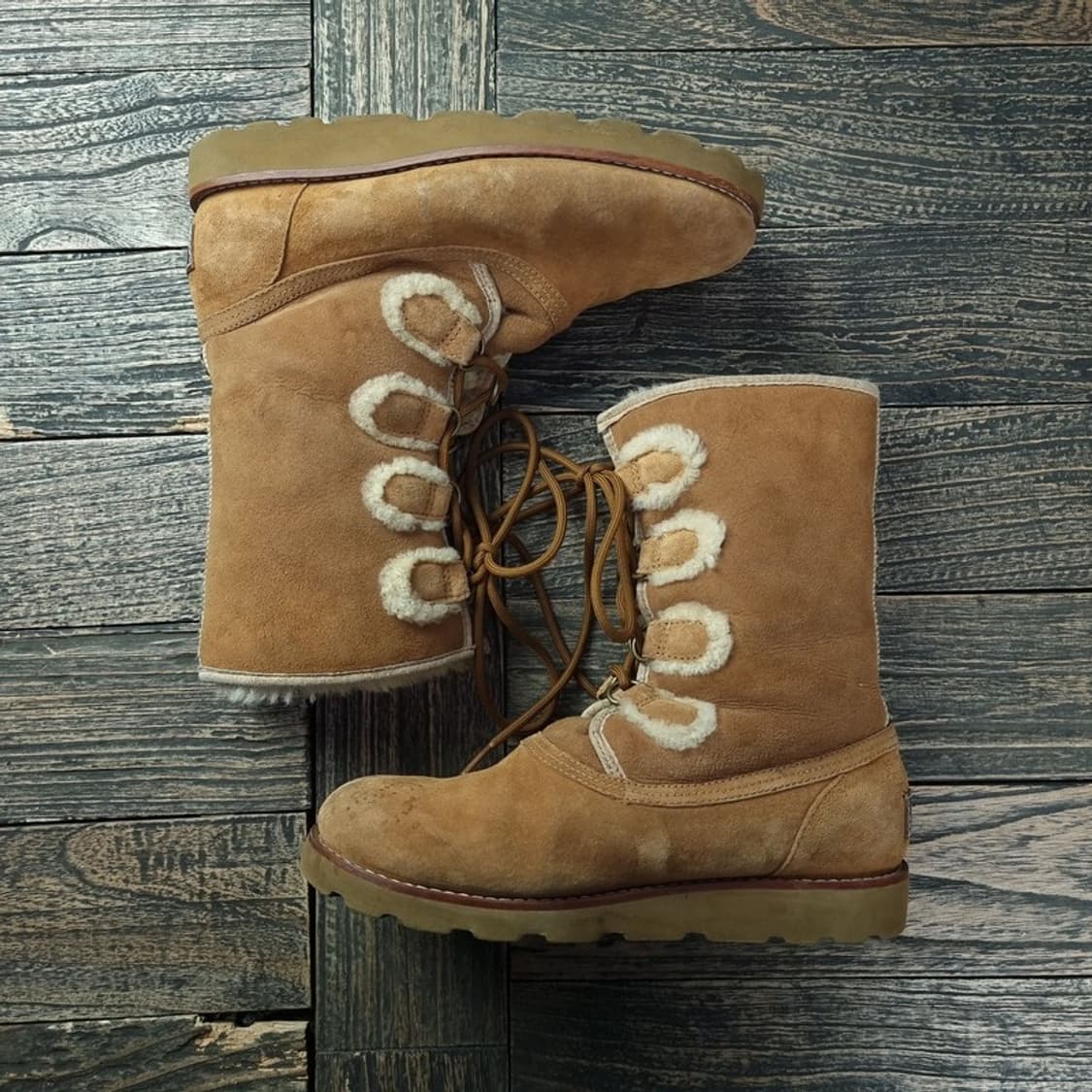 [어그] 스웨이드 레이스업 양모 어그 부츠 M18063  상품이미지2