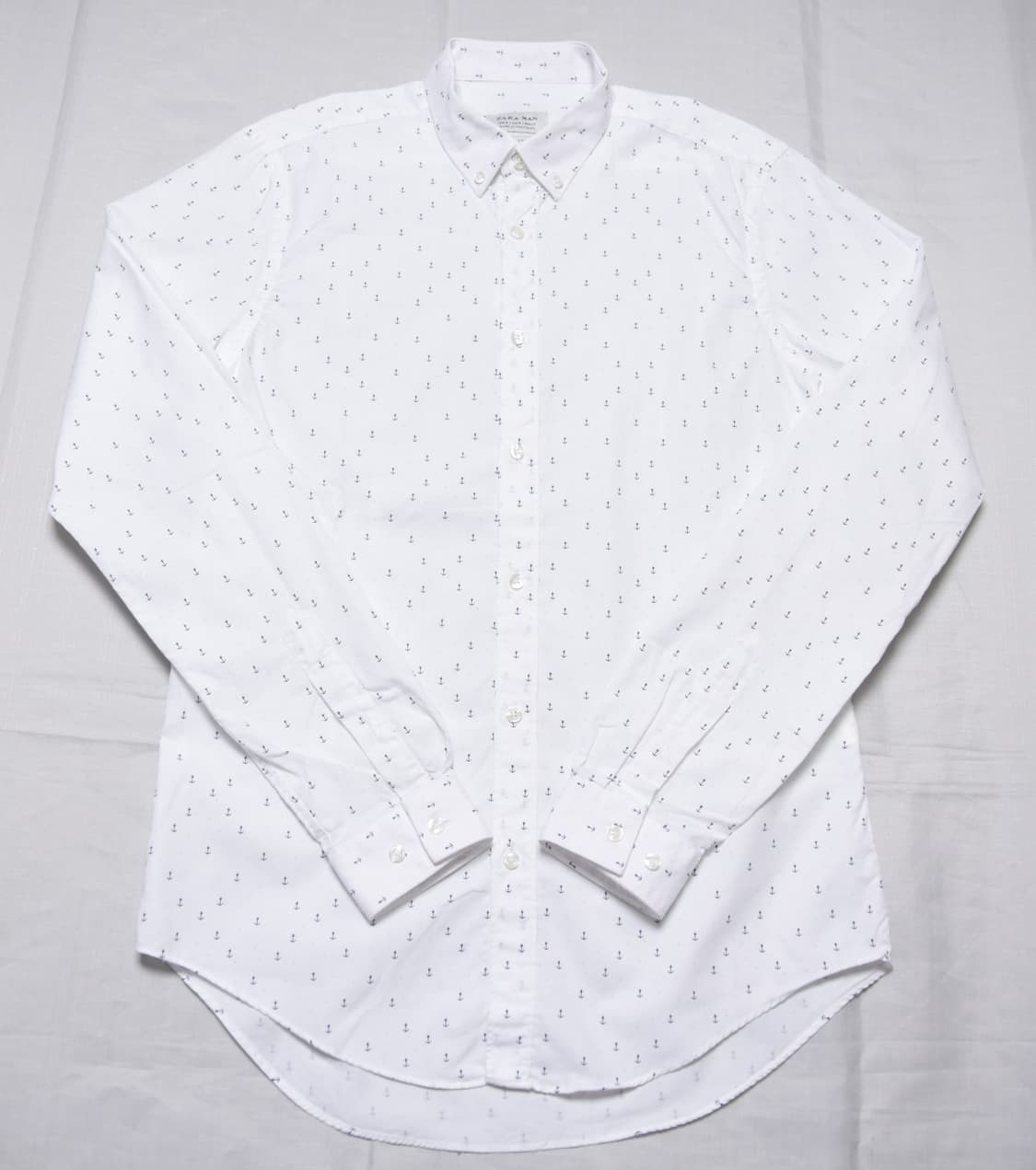 ZARA MAN 흰색 앵커 패턴 슬림핏 셔츠 상품이미지2