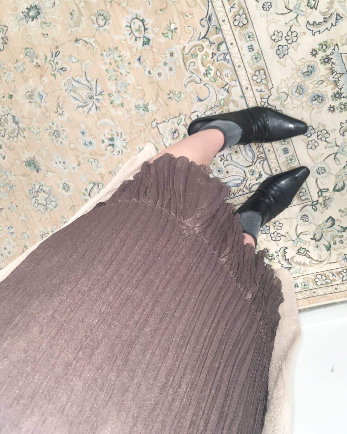 브라운 플리츠 미디스커트 상품이미지2