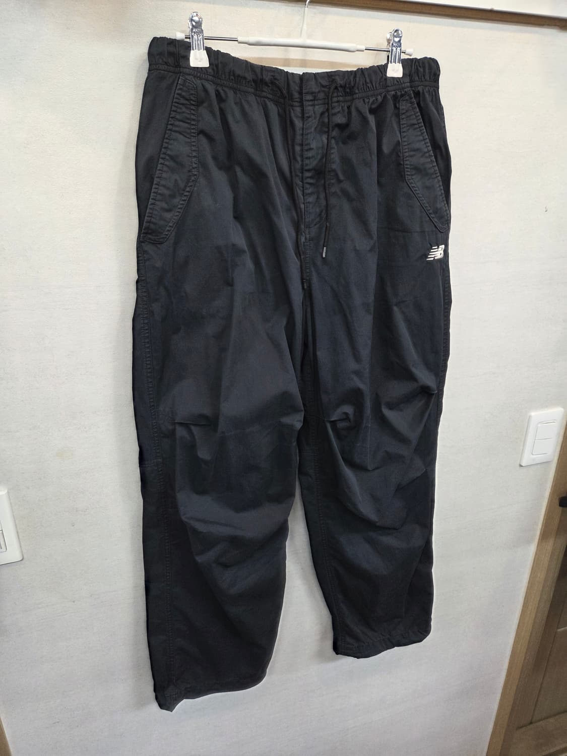 뉴발란스 파라슈트 와이드 우븐팬츠 L 상품이미지5