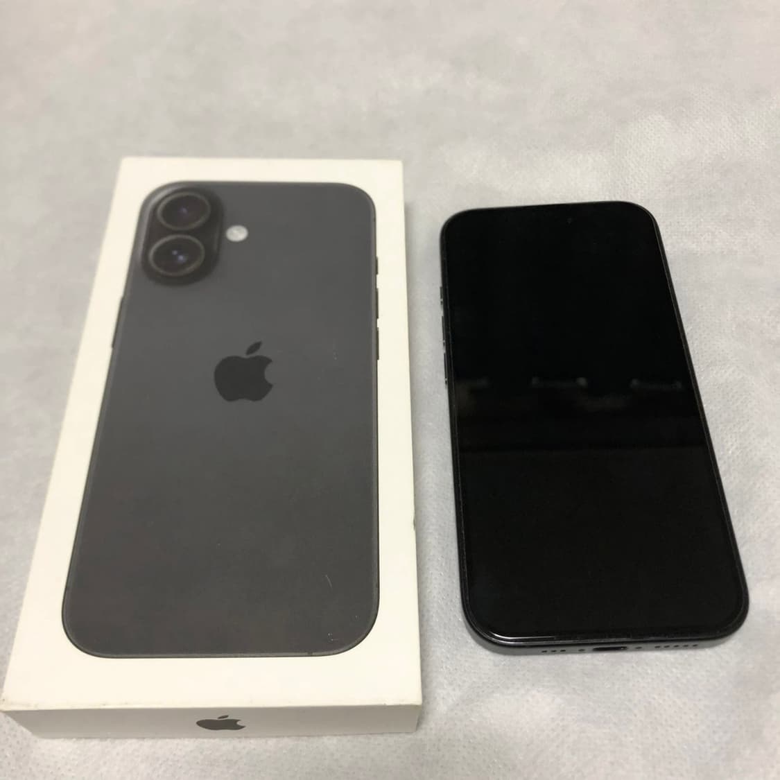 아이폰 16 블랙 128g 상품이미지1