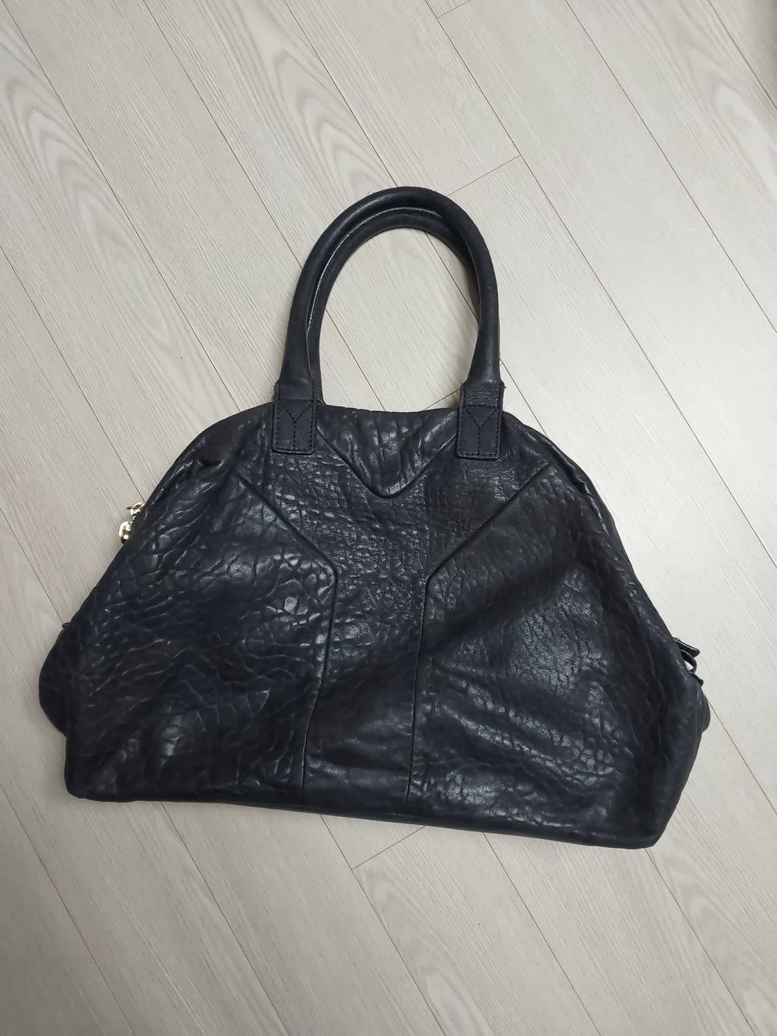 정품 YSL생로랑 이지백 상품이미지1