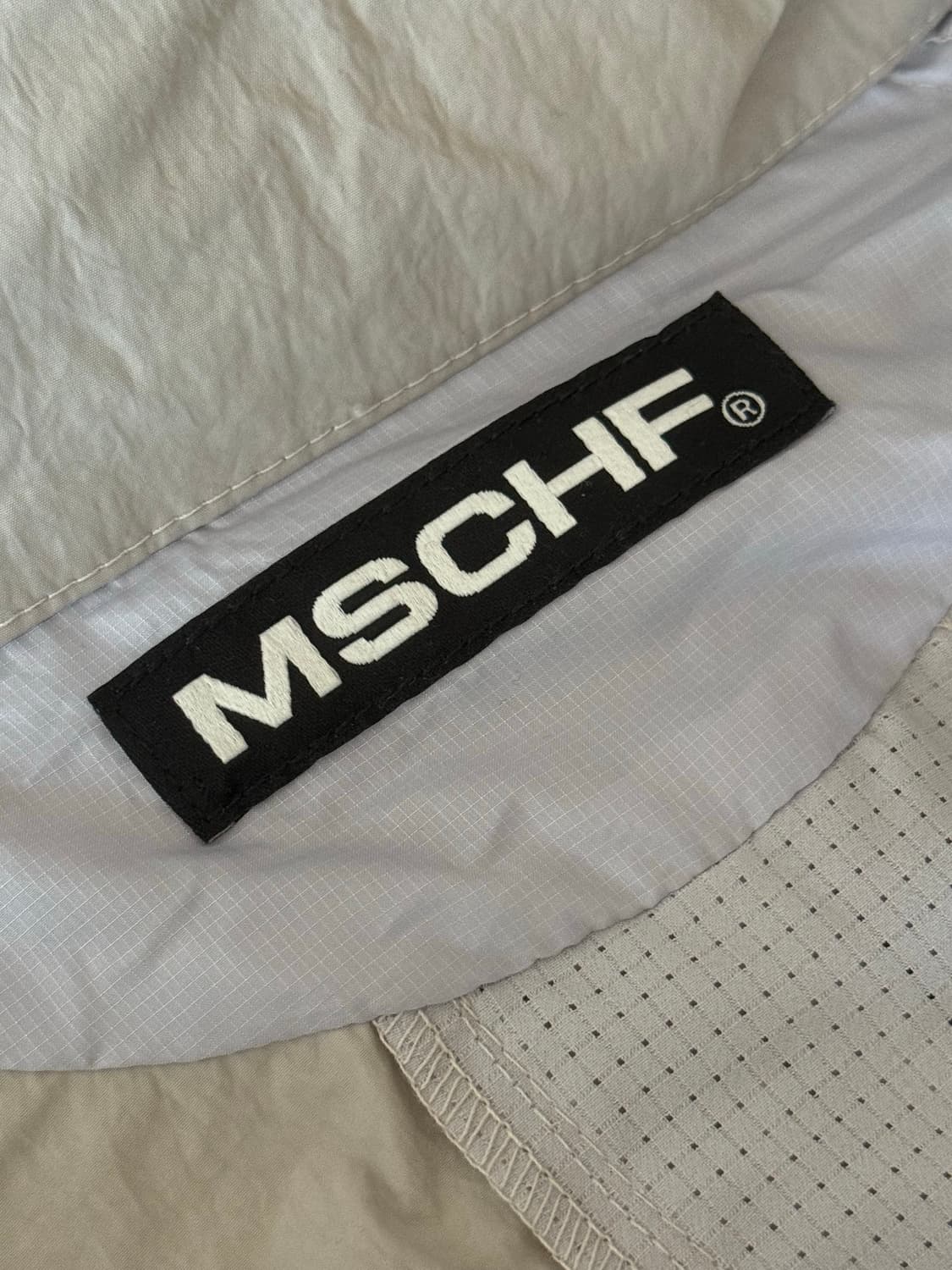 미스치프 테크 쉴드 윈드프루프 후드 자켓 라이트 그레이 상품이미지3