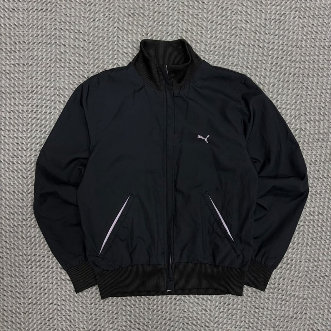 푸마 배색로고 바람막이 v1266 상품이미지1