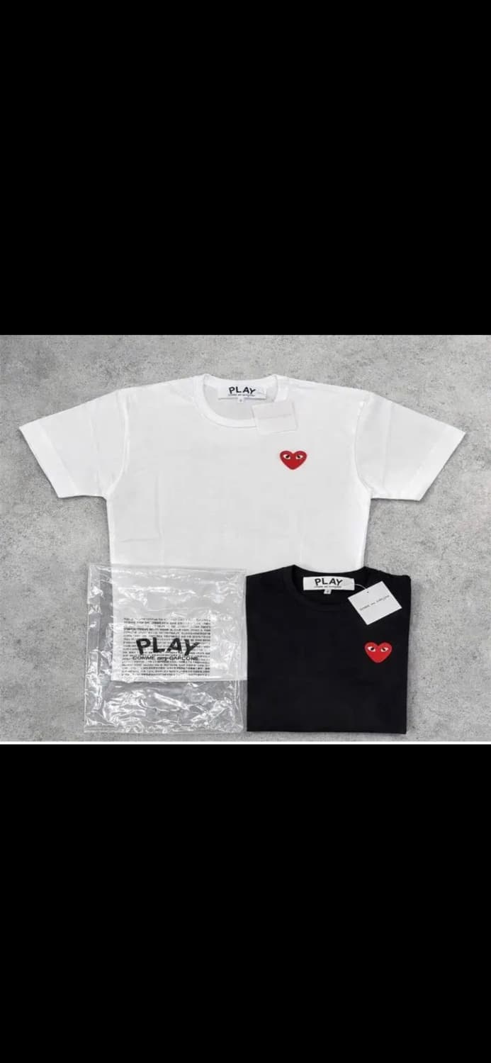 🔥[무료배송/새상품]🔥꼼데가르송 레드와펜 반팔티 2 color  상품이미지1