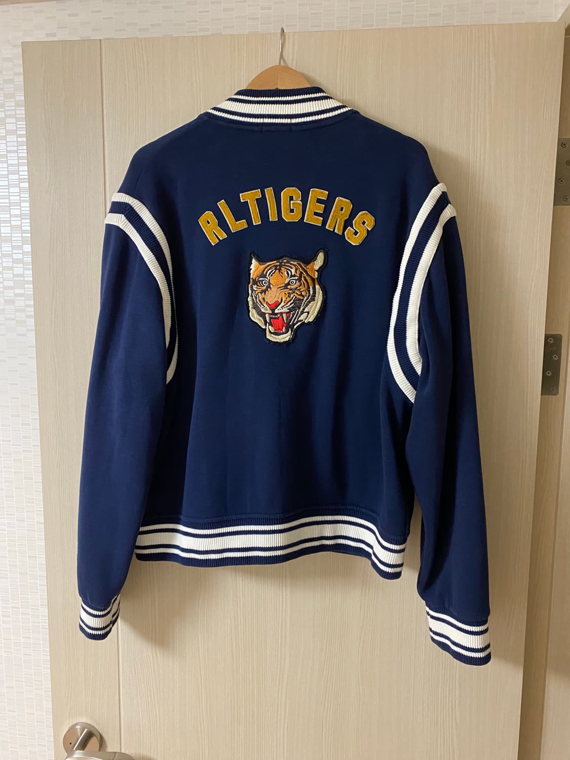 폴로 루나 뉴 이어 타이거 바시티 xl 상품이미지3