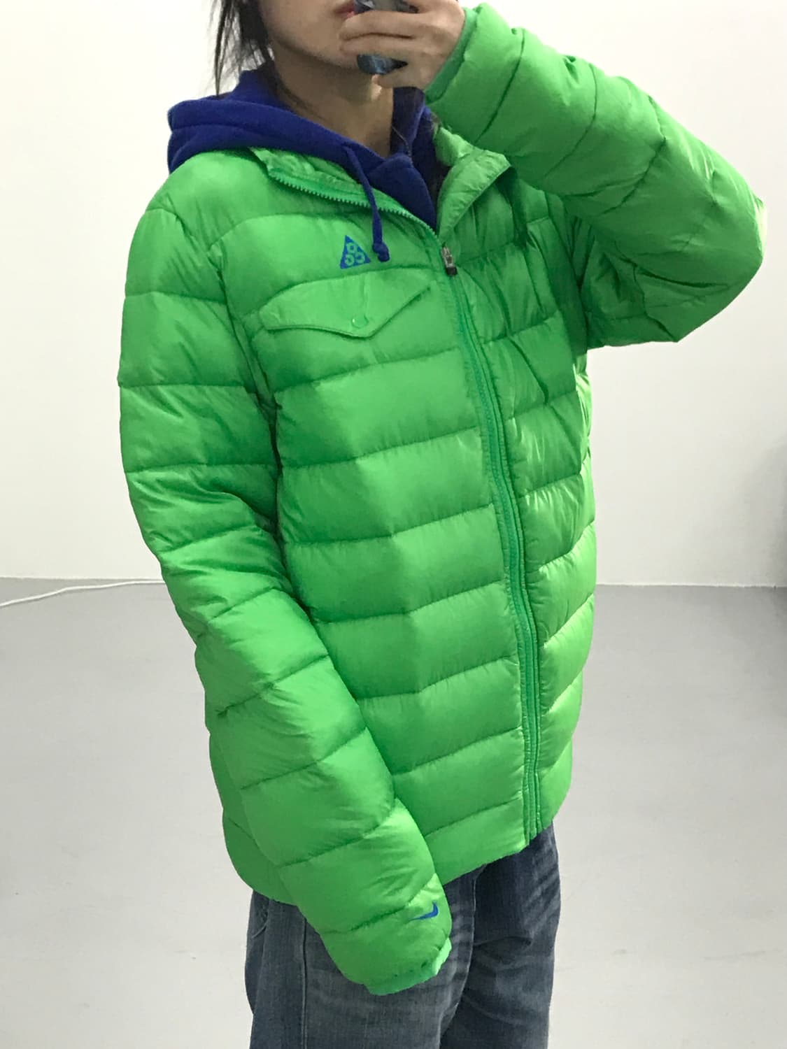 NIKE ACG 네온 라임 구스다운 패딩 상품이미지3