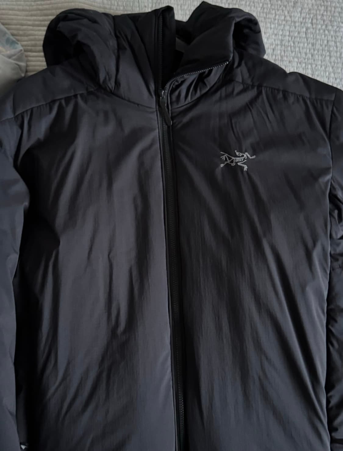 아크테릭스 아톰 헤비웨이트 S사이즈 팝니다 상품이미지2