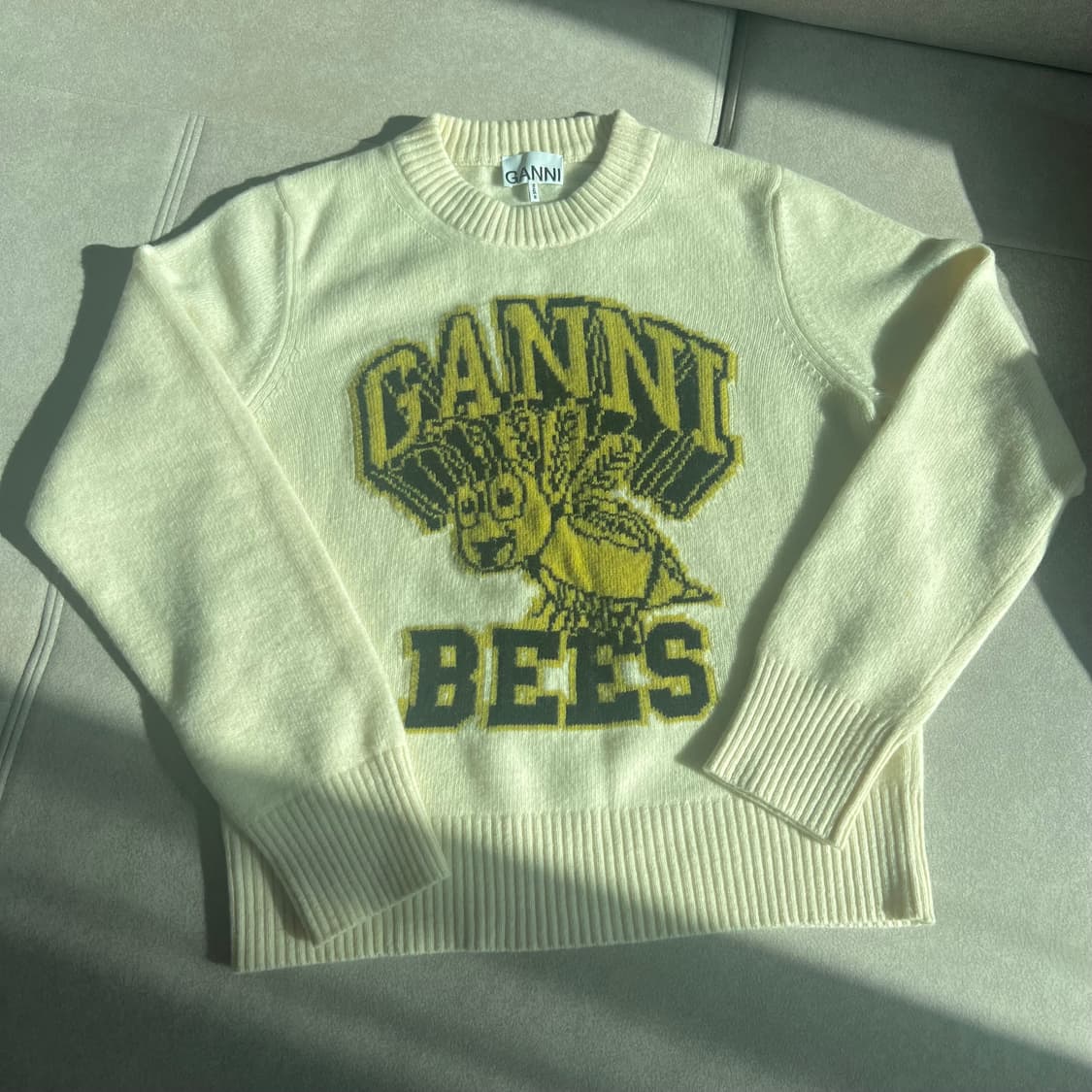 Ganni bees 가니 꿀벌 니트 스몰사이즈 상품이미지3