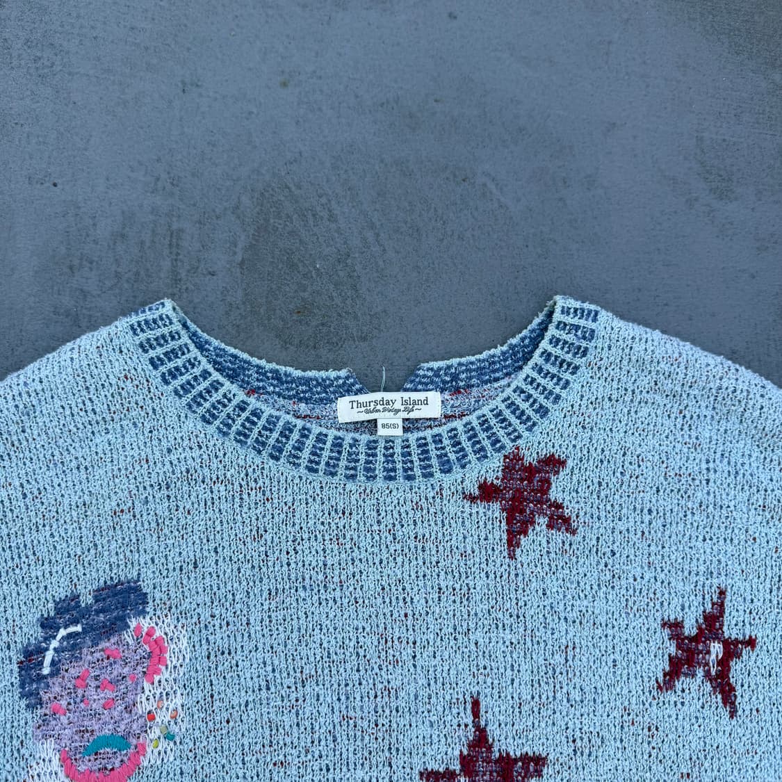 THURSDAY ISLAND 그래픽 니트 상품이미지4