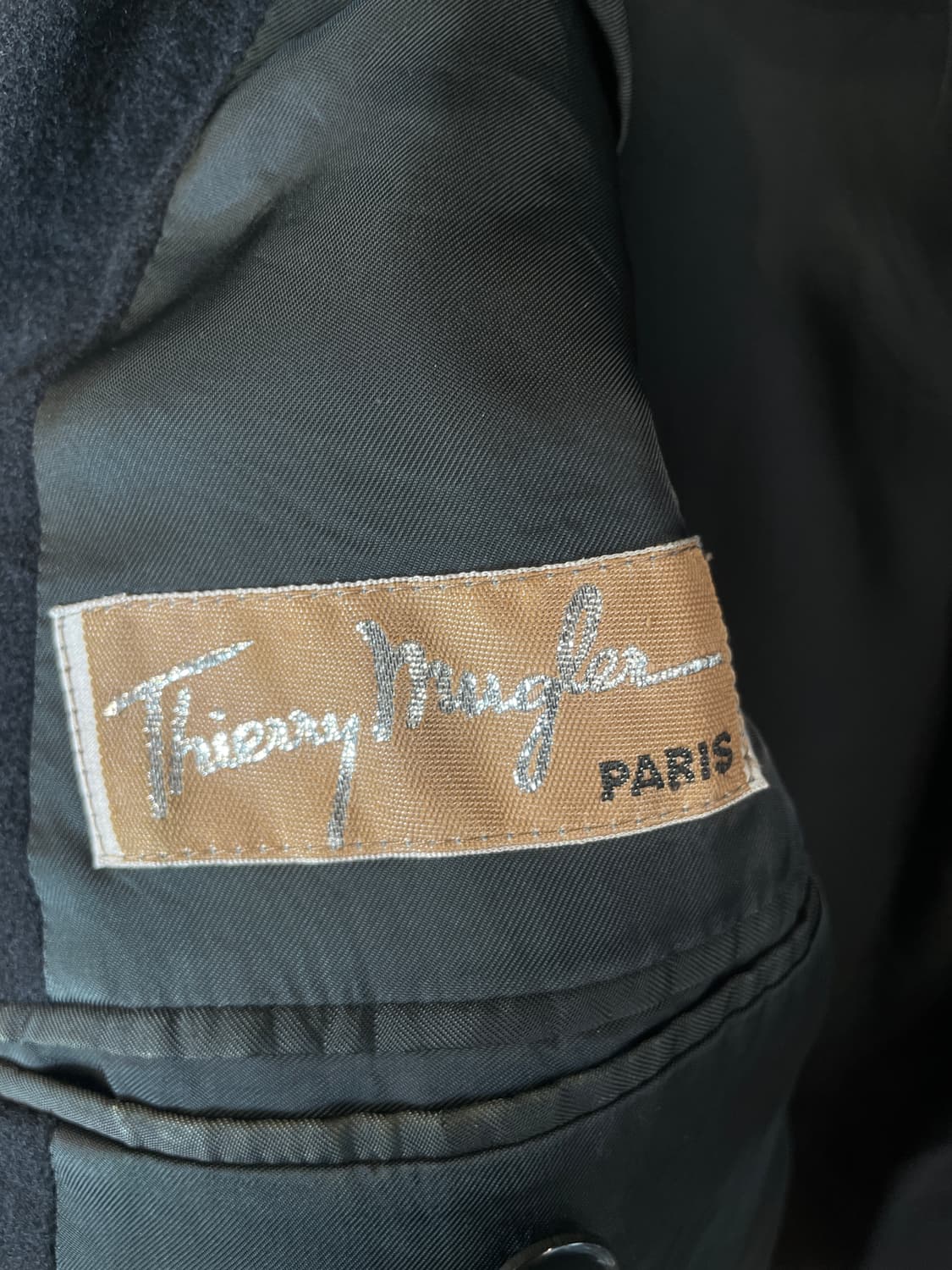 80s 티에리 뮈글러 파워숄더 블레이저 상품이미지7