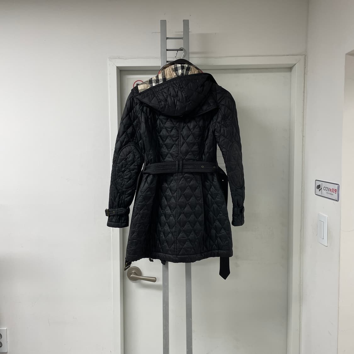 버버리 퀄팅 코트 블랙 XS(W) 상품이미지10
