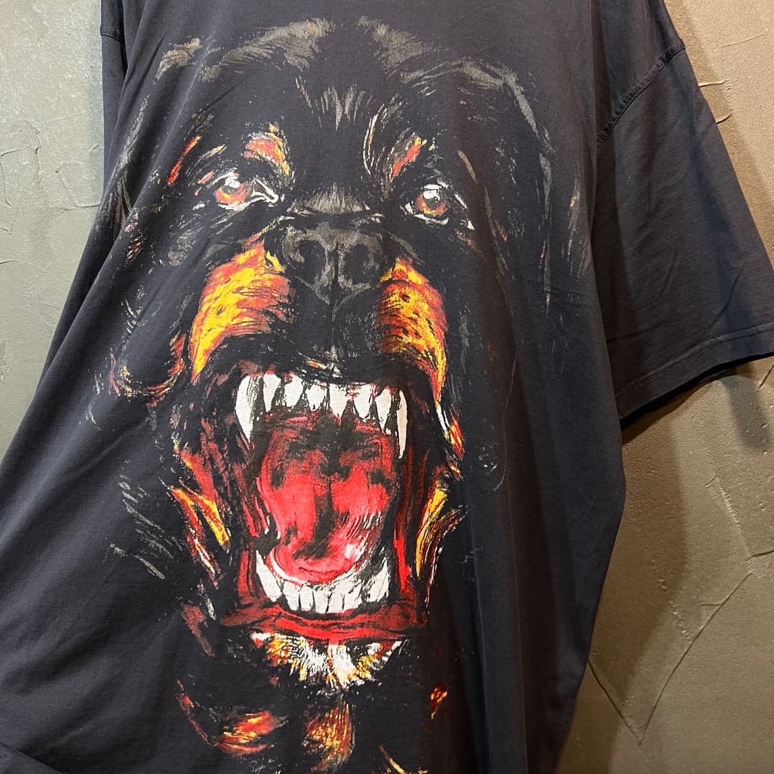 [S] GIVENCHY 지방시 로트와일러 반팔 티셔츠 블랙 상품이미지2
