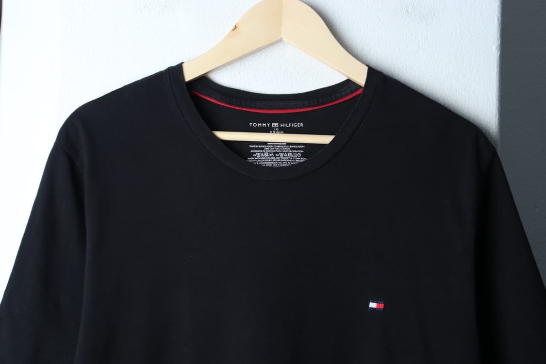 (L-XL) 타미힐피거 반팔 티셔츠 루즈핏 스몰로고 블랙 기본-7B7E 상품이미지3
